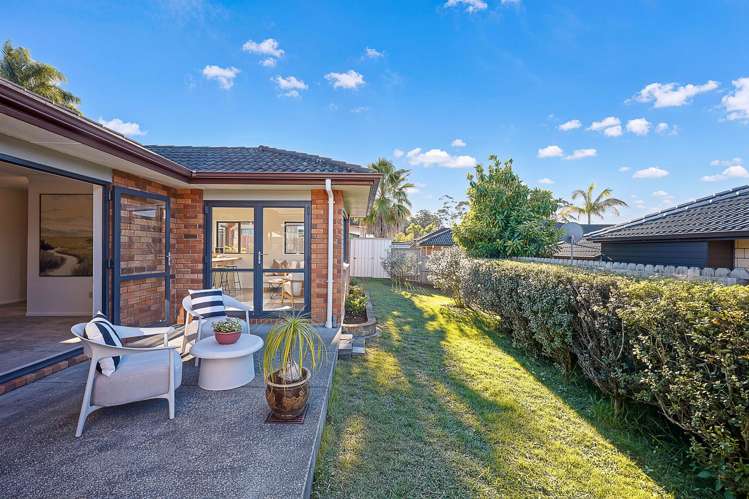 7 Fairford Avenue Henderson_28