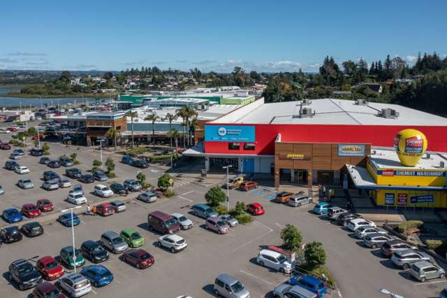 The Warehouse, Fraser Cove Shopping Centre, 241 Fraser Street Tauranga_2