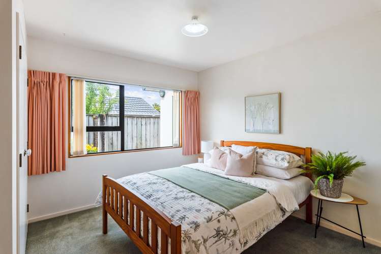 7 Beachwater Grove Paraparaumu Beach_16