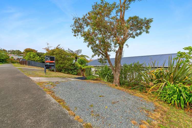 17 Omapere Street Whitby_19