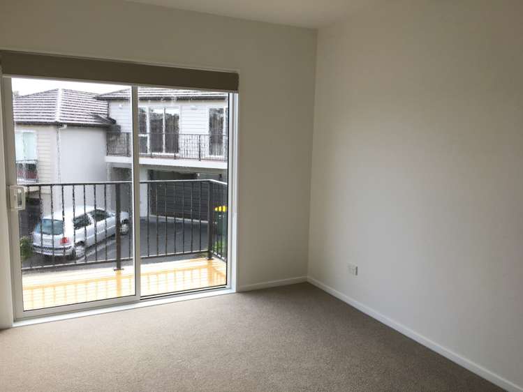 5d Melia Place Stanmore Bay_12