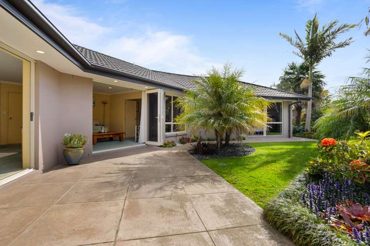 35 Admirals Court Drive Greenhithe_19