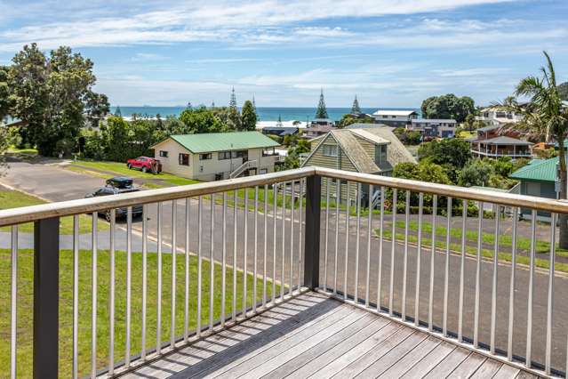 208 Russell Bruce Place Onemana_4