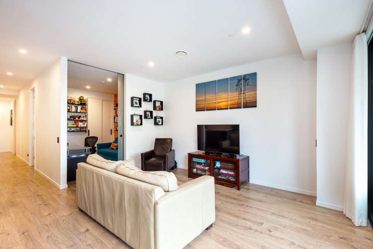 302/6 Dock Street Auckland Central_9