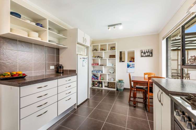 351 Tukapa Street Hurdon_6