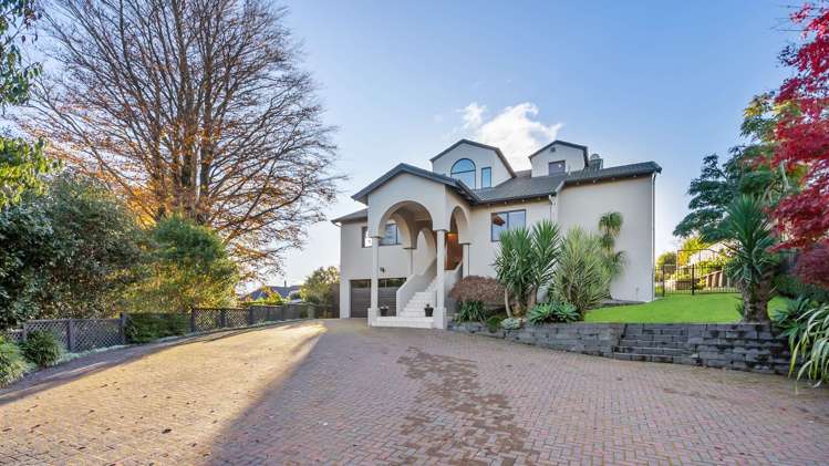 4 Tupara Crescent Kawaha Point_1