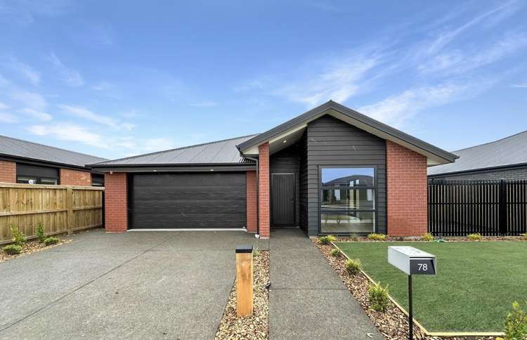 78 Accadia Drive 11103_0