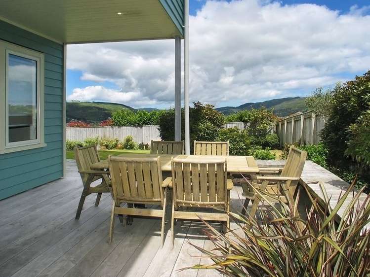 129 Te Puia Drive Aotea_18