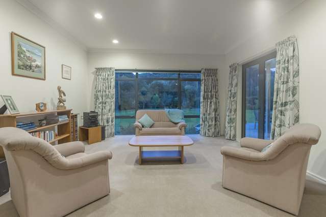 100 Maui Pomare Road Nikau Valley_4