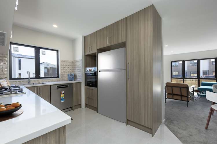 3/4 Scanlen Terrace Kelston_4