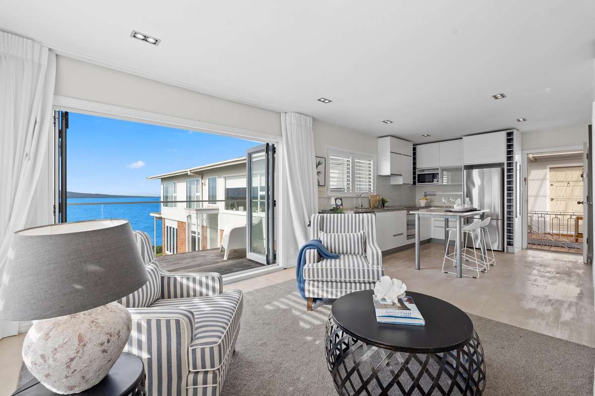 5/241 Hurstmere Road_5