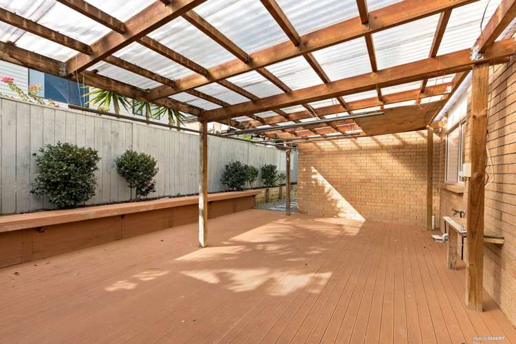 6 Agapanthus Place Flat Bush_10