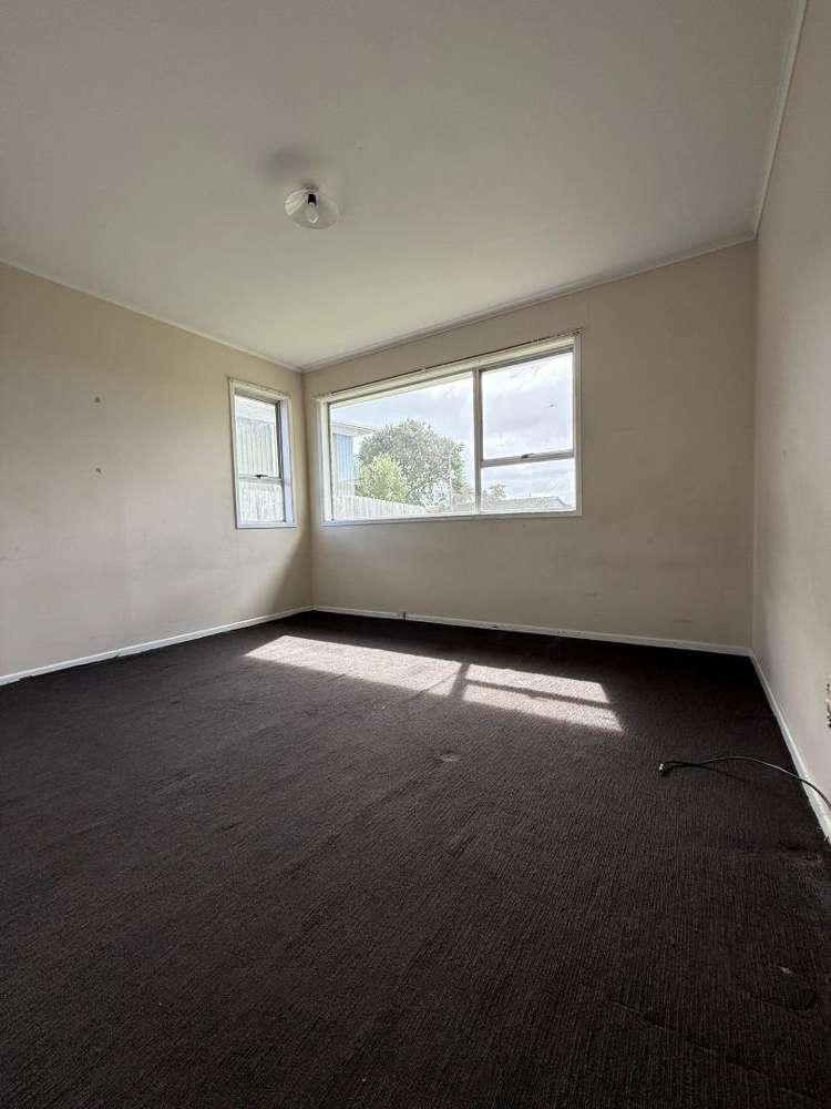 80 Windrush Close Mangere_6