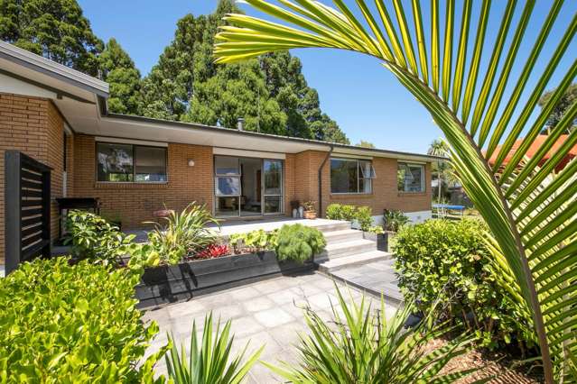 248 Forest Hill Road Waiatarua_1