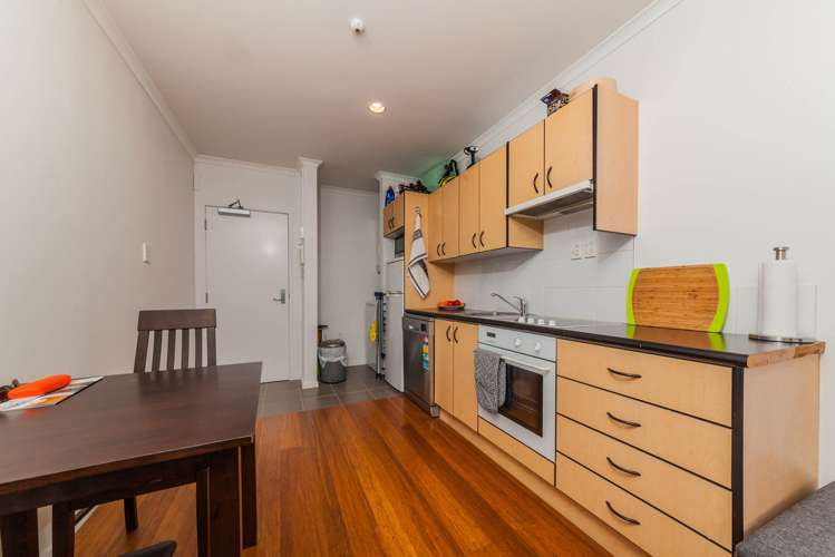 1j/12 Charles Street Mount Eden_7