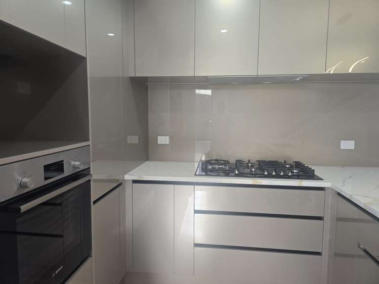 4/97 Hillsborough Road Hillsborough_5