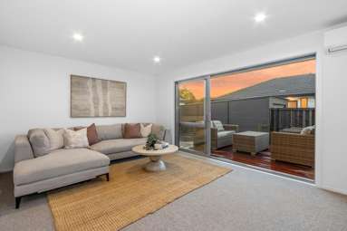 62 Mays Road_3