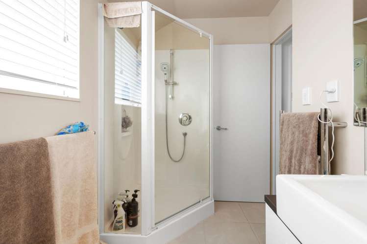 97B Lake Road Frankton_11