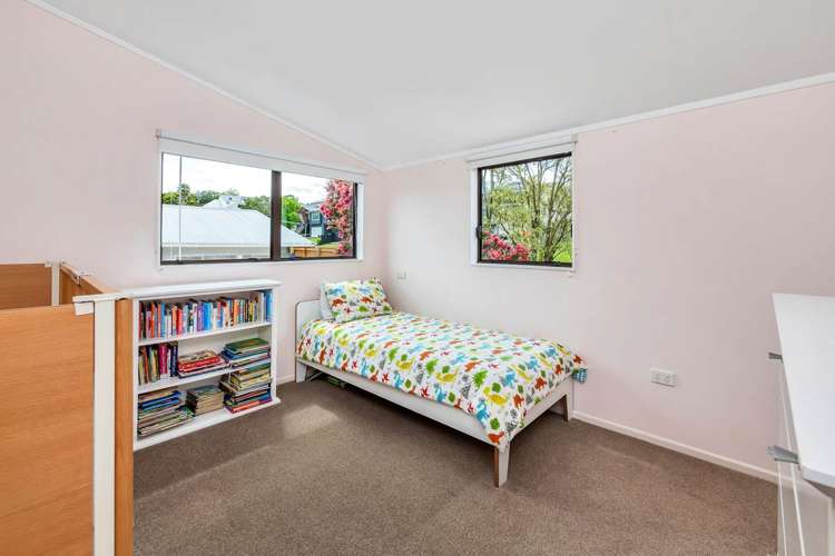 13 Tumanaka Place Henderson_15