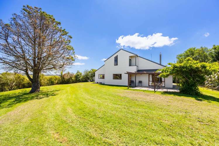 18 Crest Road Te Arai_35