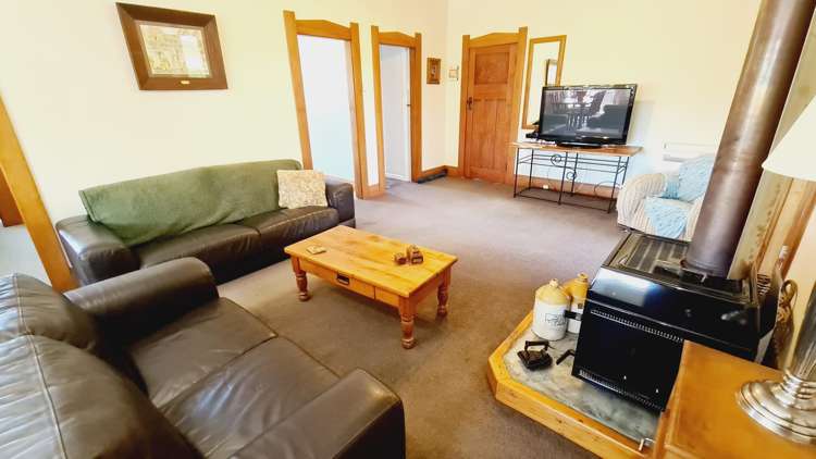 5 Drury Street West Colac Bay_8