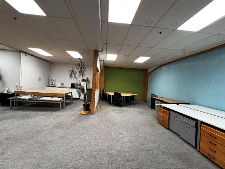 U229/21. Level 1 Left Bank Te Aro_8