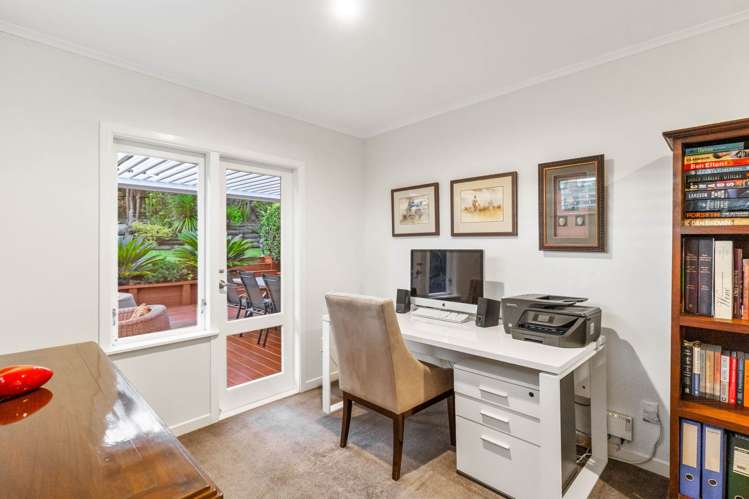 33 Peter Terrace Castor Bay_23