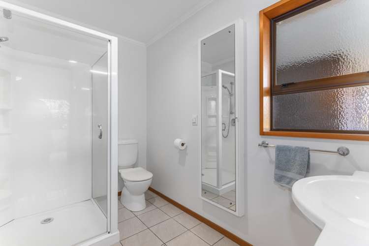 1 Stoneleigh Grove Paraparaumu_13