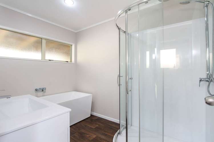 3/372 Whangaparaoa Road Stanmore Bay_10