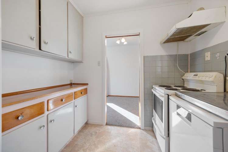 84 Barrys Road Glendene_11