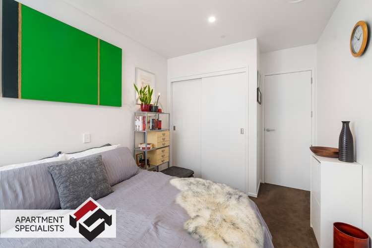 01/54g Surrey Crescent Grey Lynn_11