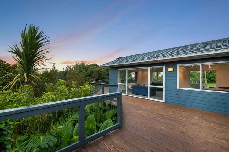 12 Whitehills Road Waitoki_40