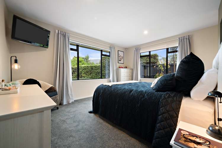 63 Rushmore Drive Belfast_13