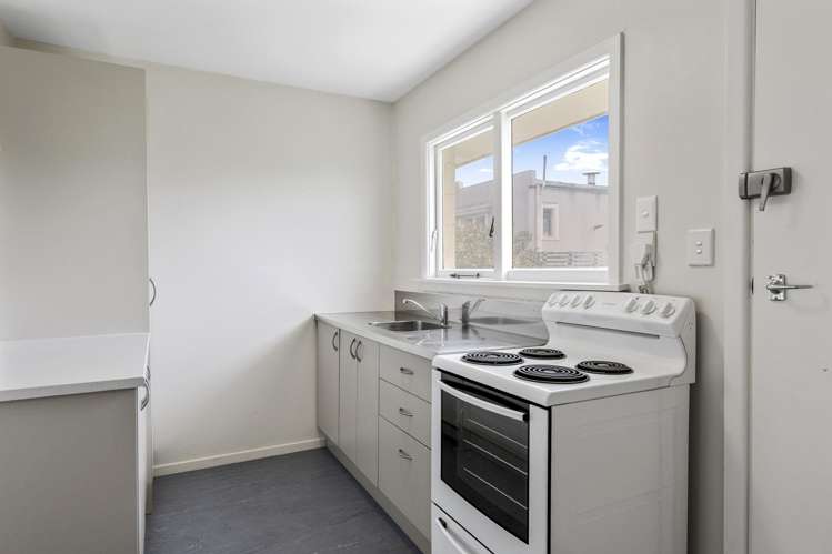 2/154 Tedder Avenue New Brighton_7