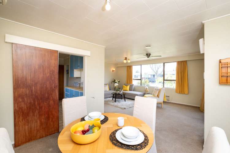 1301 Caroline Road Mayfair_2