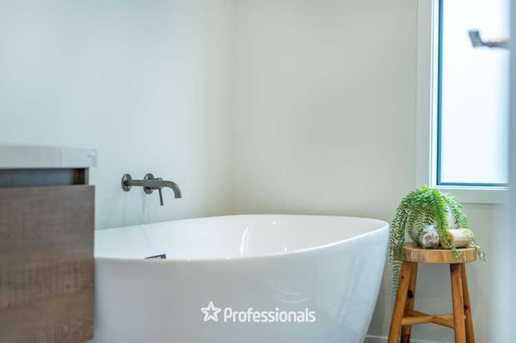 994-996 Taita Drive Taita_25