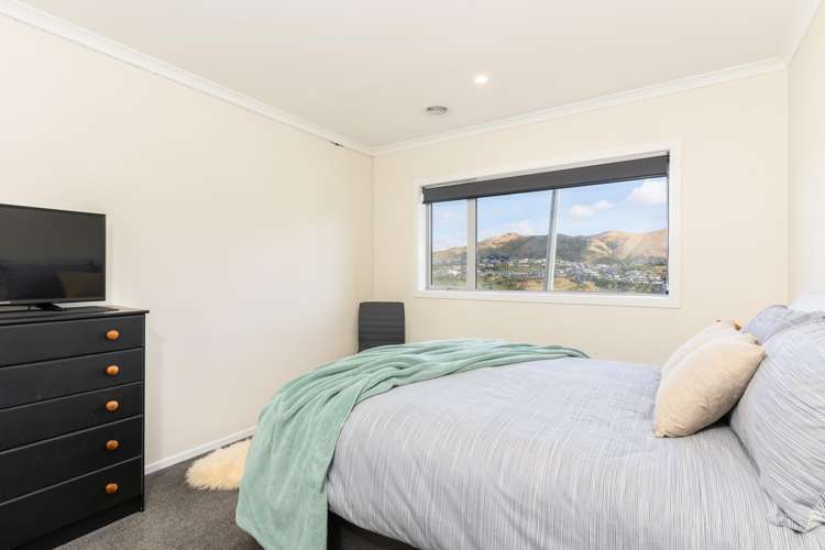 17 Prestwich Rise Churton Park_13