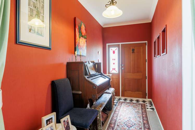 71 Cashmere Drive Fitzherbert_11