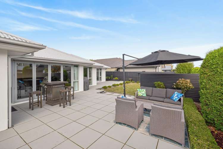 5 Reka Street Parklands_38