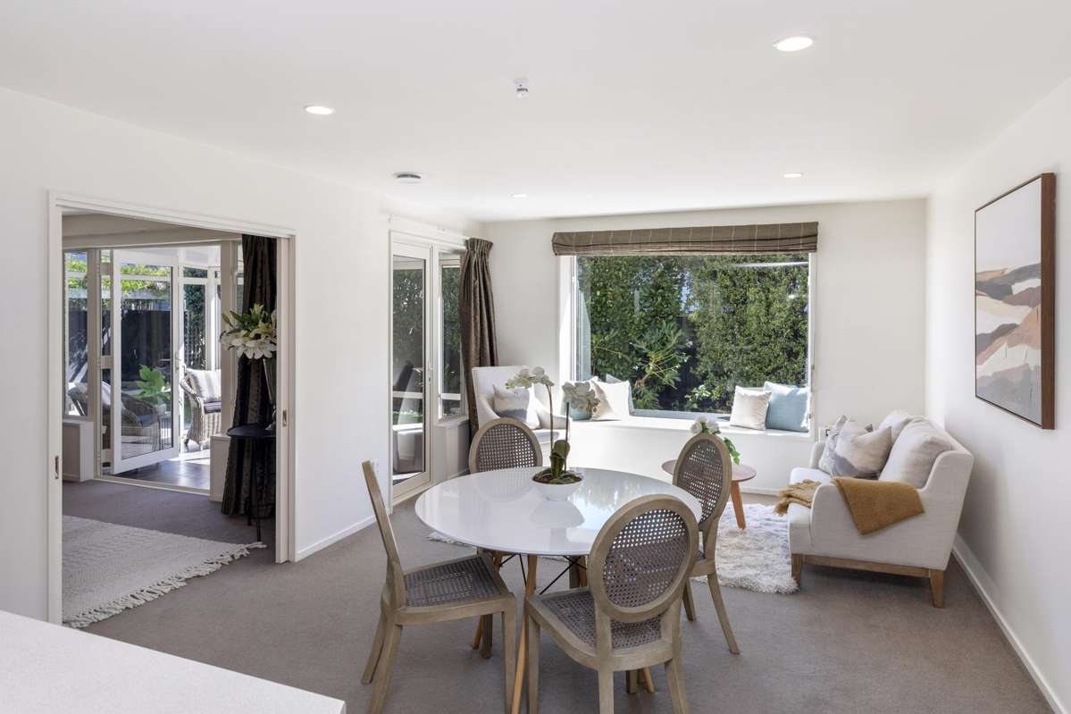 2/37 Avonhead Road_3