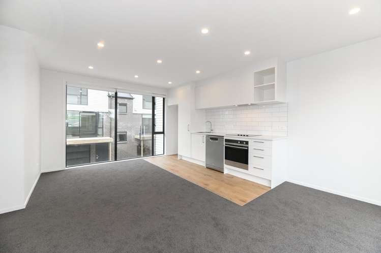 5/1 Fruitvale Road 1732_2