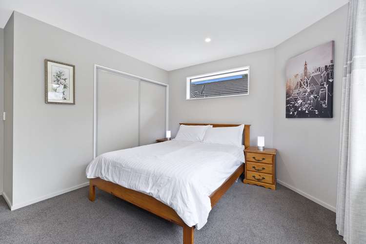 2/121 Waltham Road Sydenham_6