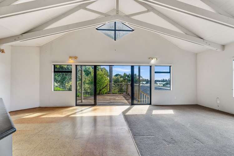 99 Main Road Tairua_8