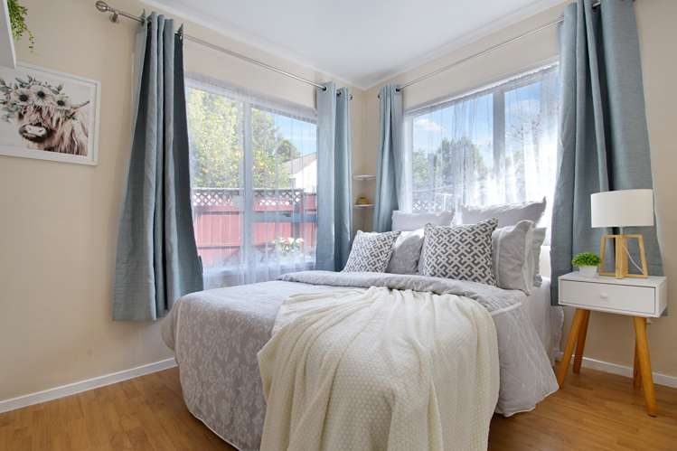 2/1 Pimento Place New Lynn_12