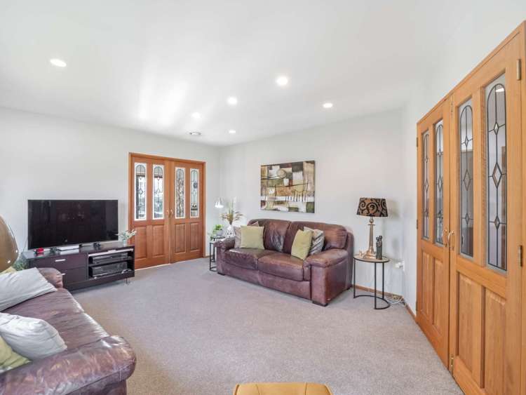 4 Chesterfield Mews Russley_5