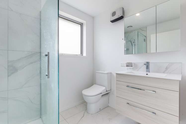 4/24 Kelwyn Road Kelston_6