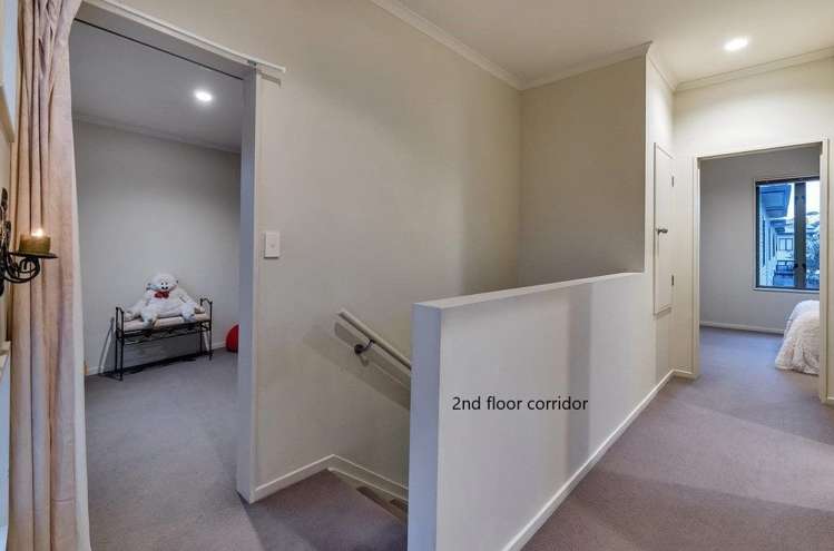 39 Verdale Circle Glen Eden_11