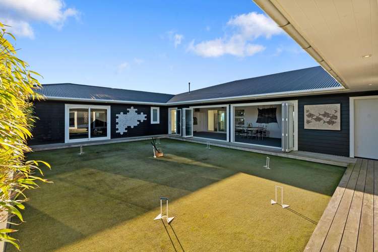 215 J Renall Road Pollok_21