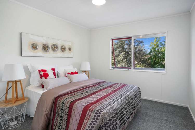 2/87 Woodglen Road Glen Eden_12