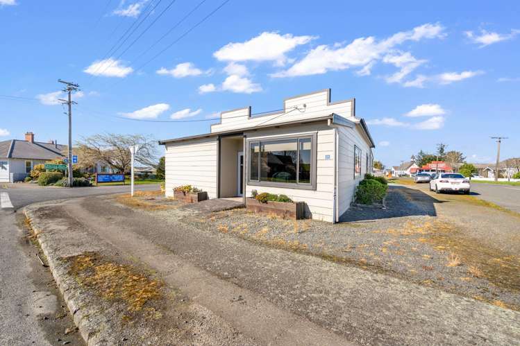 21 Johnston Road_0